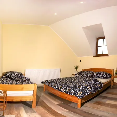 Vendégház Vinarstvi Lintner Tvorihraz